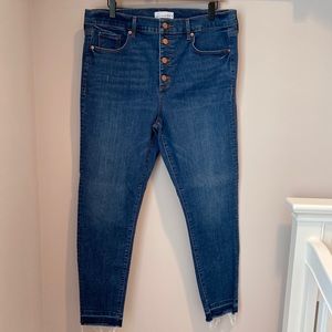 Holiday Sale 🤍 Loft Modern High Waist Skinny Crop